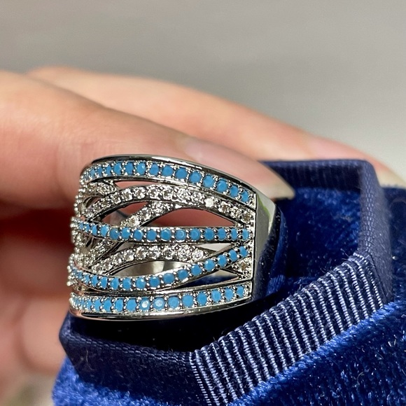 Thick cerulean blue multi-layer crossover ring - Picture 5 of 13